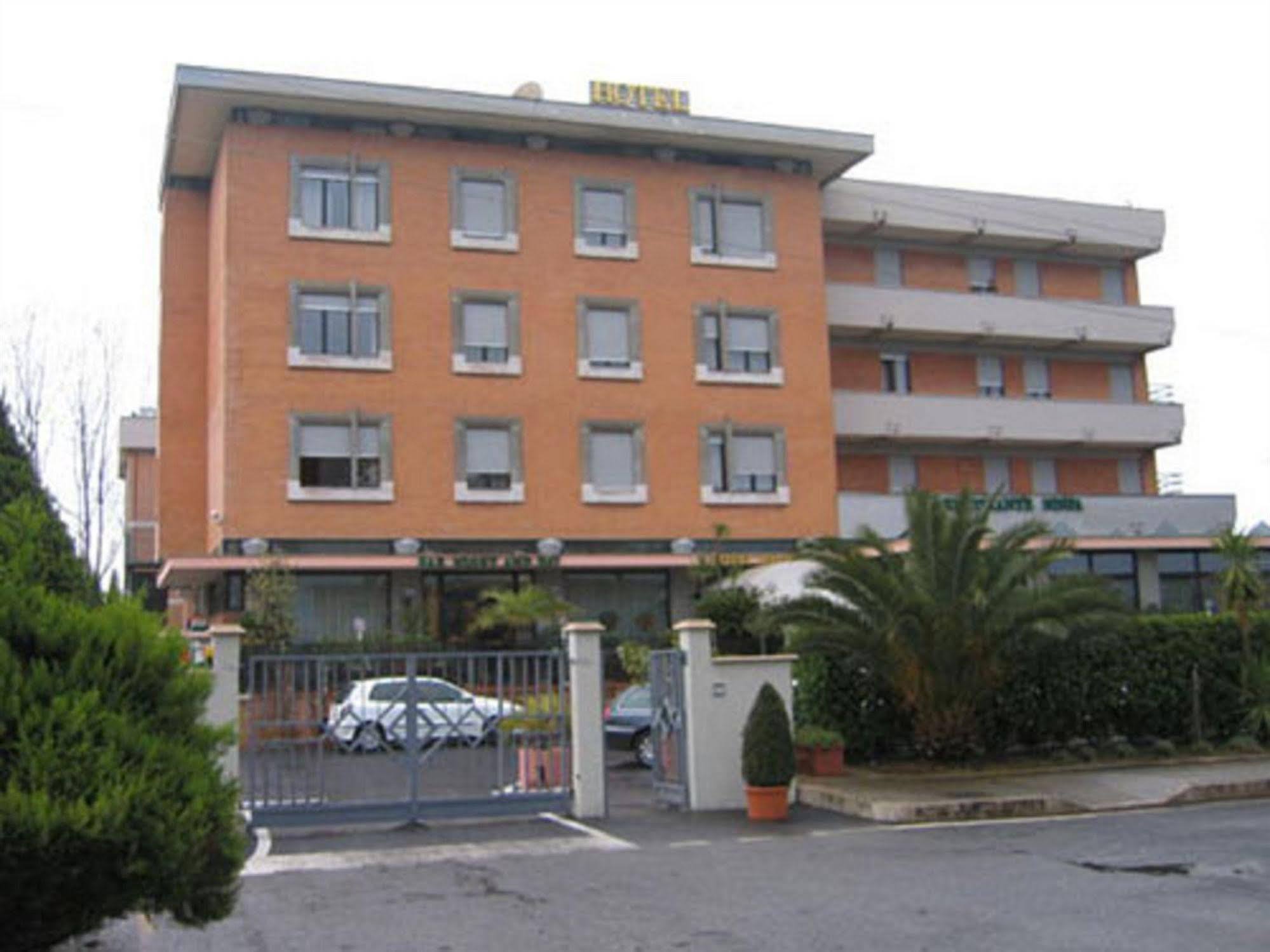 Hotel Excelsior Monticchio  Exterior foto
